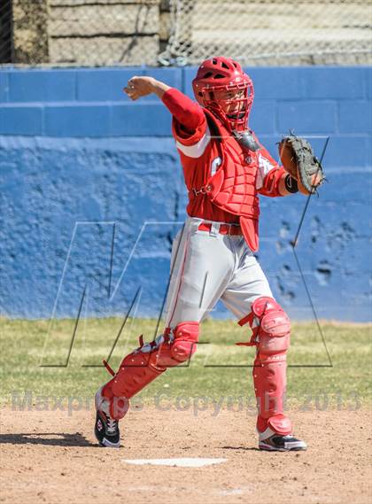 Thumbnail 2 in Cobre vs. Raton photogallery.