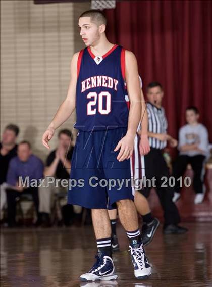 Thumbnail 1 in Kennedy Catholic @ Magnus photogallery.