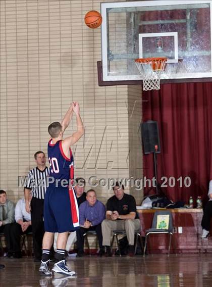Thumbnail 3 in Kennedy Catholic @ Magnus photogallery.