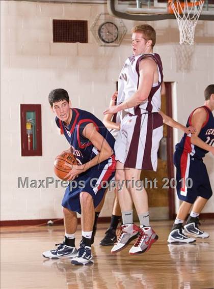 Thumbnail 2 in Kennedy Catholic @ Magnus photogallery.