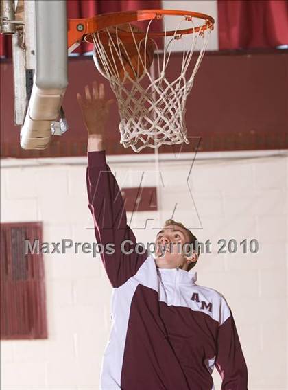 Thumbnail 3 in Kennedy Catholic @ Magnus photogallery.