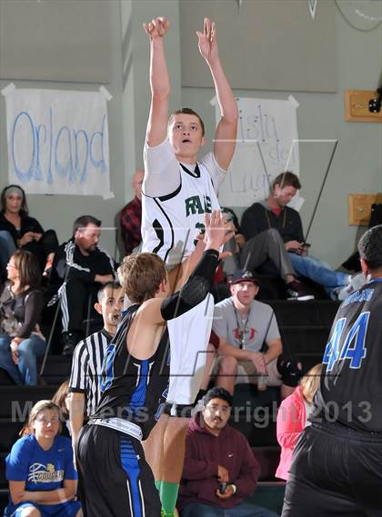 Thumbnail 1 in Orland vs. Dixon (Ram Jam Winter Classic) photogallery.
