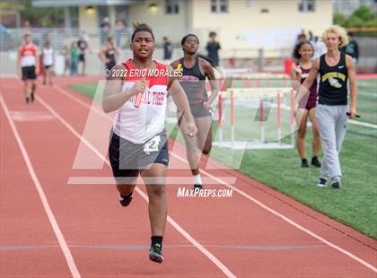 Thumbnail 2 in Viking Relays photogallery.