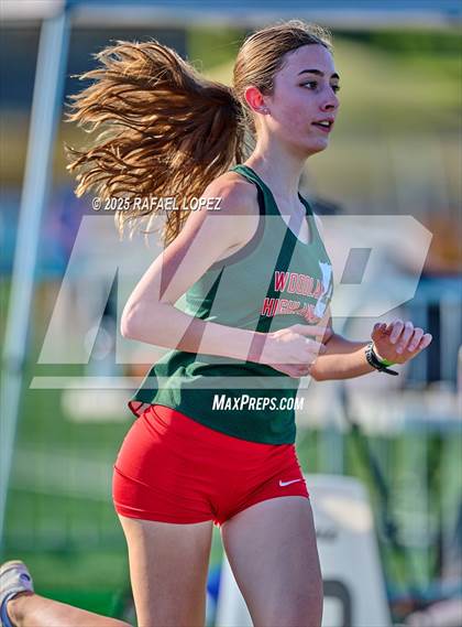 Thumbnail 1 in UIL 6A Track & Field Area 13&14 (1600M) photogallery.