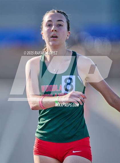 Thumbnail 1 in UIL 6A Track & Field Area 13&14 (1600M) photogallery.