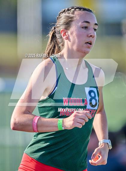 Thumbnail 3 in UIL 6A Track & Field Area 13&14 (1600M) photogallery.
