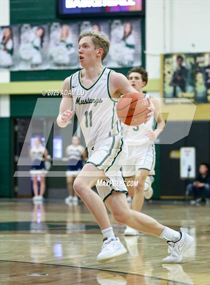 Thumbnail 1 in Arlington @ Redmond (WIAA 4A District Round 2) photogallery.