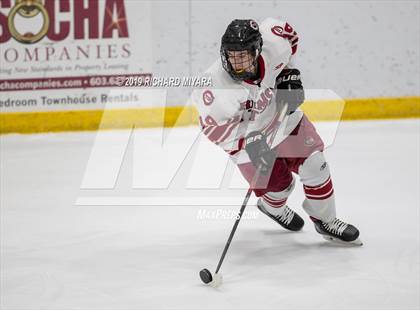Thumbnail 1 in Concord vs. Bedford (Manchester Christmas Tournament) photogallery.