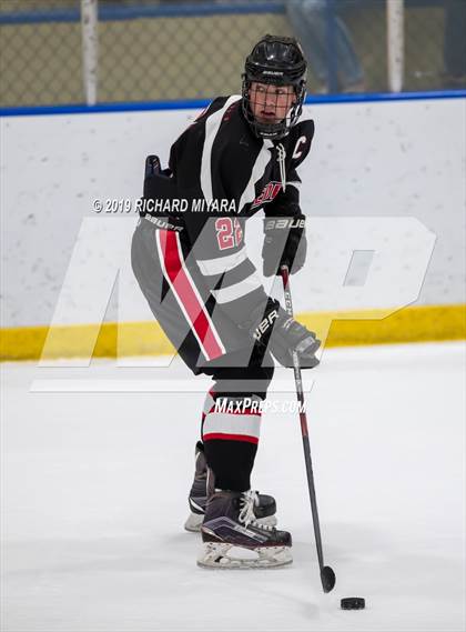 Thumbnail 1 in Concord vs. Bedford (Manchester Christmas Tournament) photogallery.
