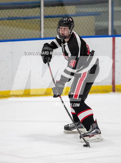 Thumbnail 2 in Concord vs. Bedford (Manchester Christmas Tournament) photogallery.