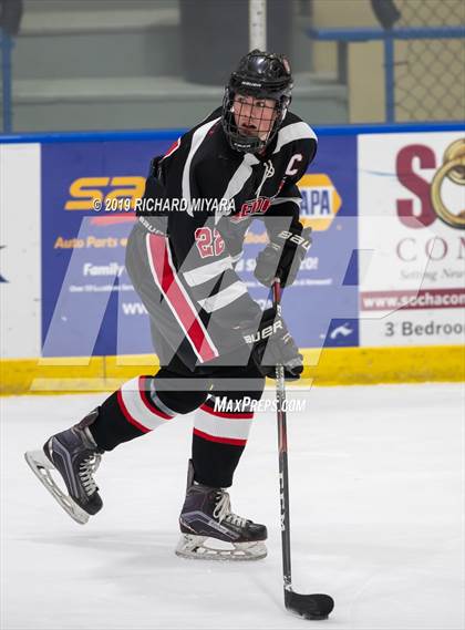 Thumbnail 2 in Concord vs. Bedford (Manchester Christmas Tournament) photogallery.