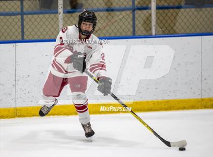 Thumbnail 1 in Concord vs. Bedford (Manchester Christmas Tournament) photogallery.