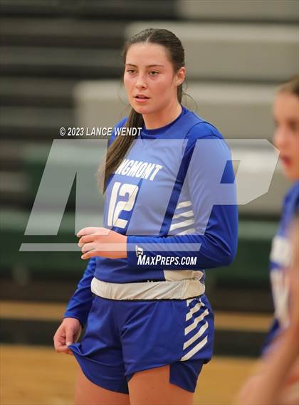 Thumbnail 3 in Longmont vs. Summit photogallery.