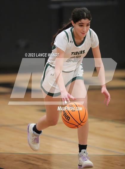 Thumbnail 1 in Longmont vs. Summit photogallery.