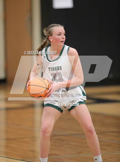 Thumbnail 1 in Longmont vs. Summit photogallery.