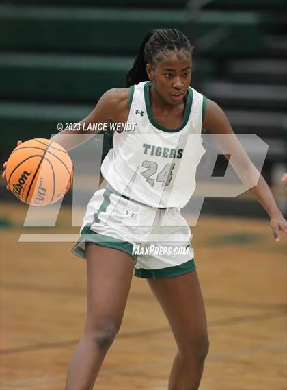 Thumbnail 1 in Longmont vs. Summit photogallery.