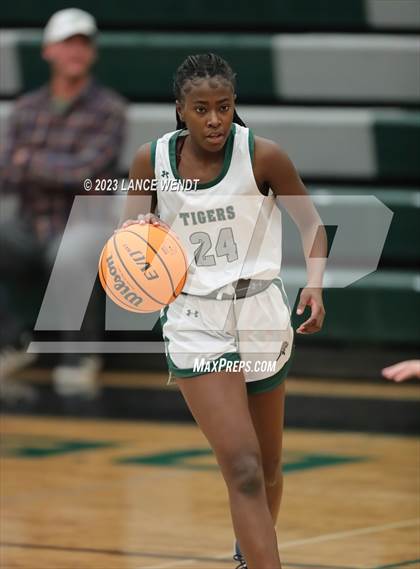 Thumbnail 2 in Longmont vs. Summit photogallery.