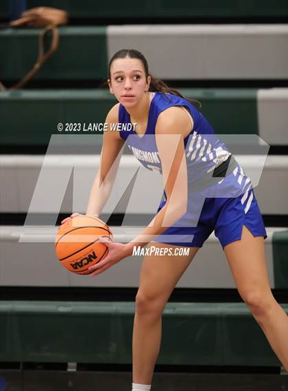 Thumbnail 2 in Longmont vs. Summit photogallery.