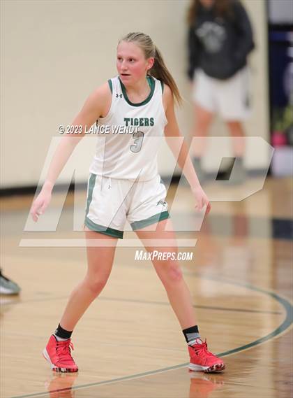 Thumbnail 2 in Longmont vs. Summit photogallery.