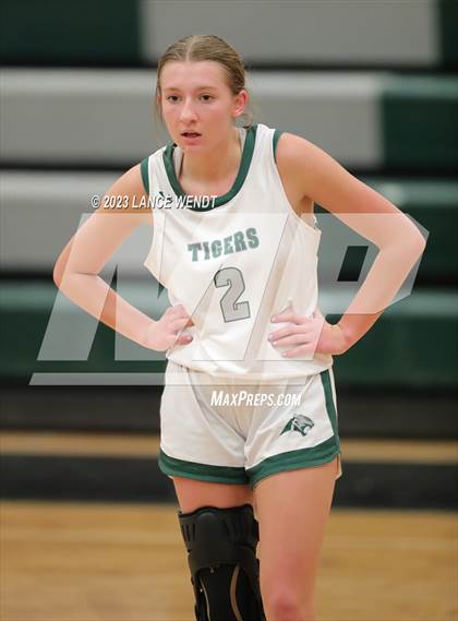 Thumbnail 2 in Longmont vs. Summit photogallery.