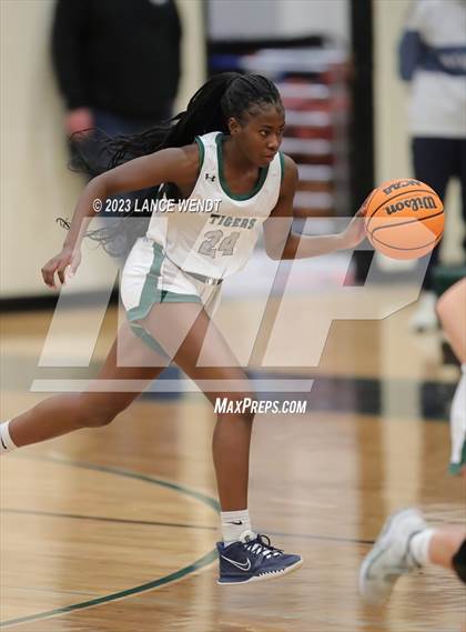 Thumbnail 1 in Longmont vs. Summit photogallery.