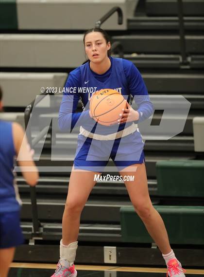 Thumbnail 1 in Longmont vs. Summit photogallery.