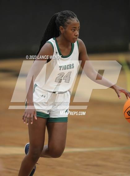 Thumbnail 2 in Longmont vs. Summit photogallery.