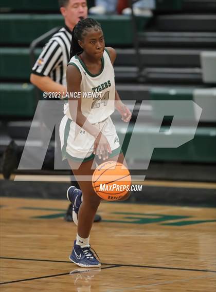 Thumbnail 2 in Longmont vs. Summit photogallery.