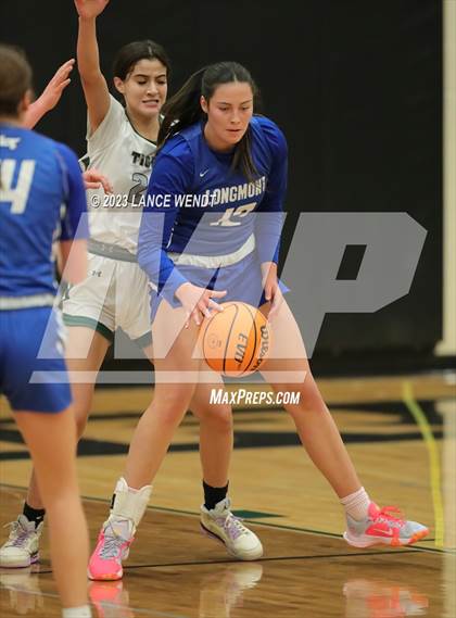 Thumbnail 3 in Longmont vs. Summit photogallery.