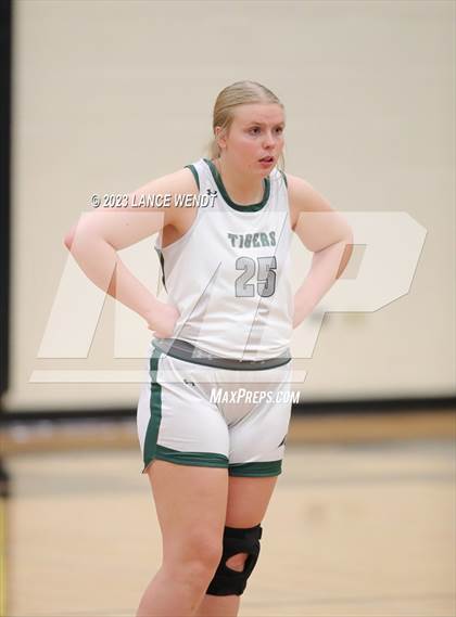 Thumbnail 3 in Longmont vs. Summit photogallery.