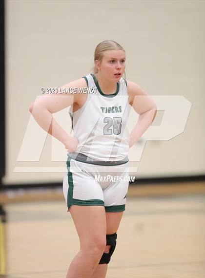 Thumbnail 1 in Longmont vs. Summit photogallery.