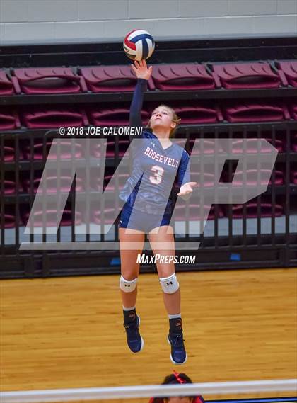 Thumbnail 3 in Brennan vs Roosevelt [Theodore] (NEISD Volleyball Tournament) photogallery.