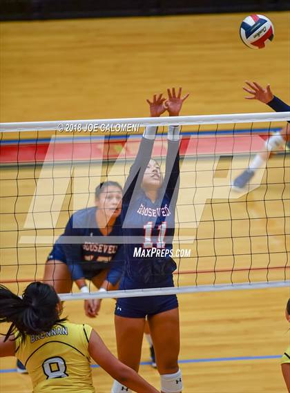 Thumbnail 2 in Brennan vs Roosevelt [Theodore] (NEISD Volleyball Tournament) photogallery.