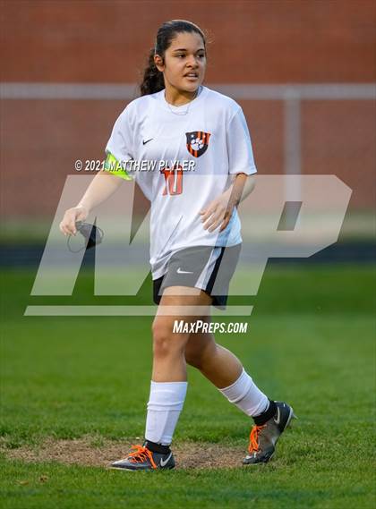 Thumbnail 3 in South View @ Terry Sanford photogallery.