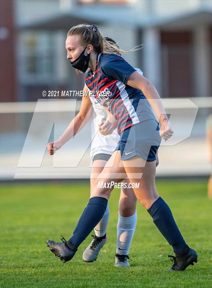 Thumbnail 3 in South View @ Terry Sanford photogallery.