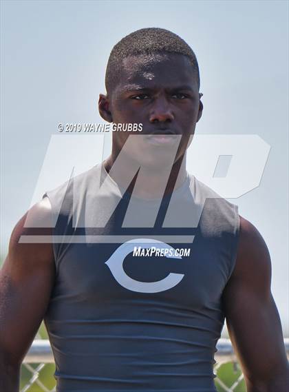 Thumbnail 3 in UIL 3A Regional Track & Field Meet photogallery.