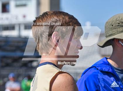 Thumbnail 3 in UIL 3A Regional Track & Field Meet photogallery.