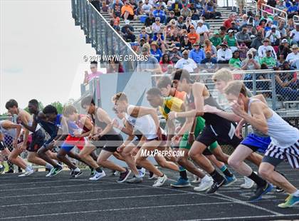 Thumbnail 2 in UIL 3A Regional Track & Field Meet photogallery.