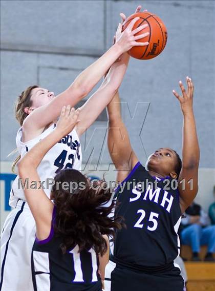 Thumbnail 2 in Episcopal School of Dallas vs St. Mary's Hall (SPC Div II Championship) photogallery.