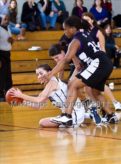 Thumbnail 1 in Episcopal School of Dallas vs St. Mary's Hall (SPC Div II Championship) photogallery.