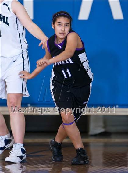 Thumbnail 3 in Episcopal School of Dallas vs St. Mary's Hall (SPC Div II Championship) photogallery.