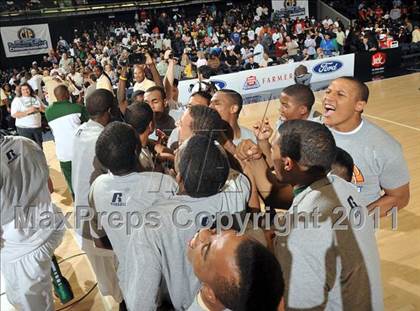 Thumbnail 2 in Centennial vs. Long Beach Poly (CIF SS D1AA Final) photogallery.