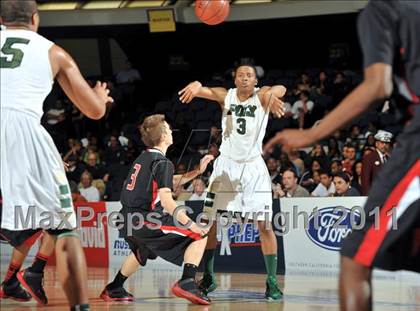Thumbnail 3 in Centennial vs. Long Beach Poly (CIF SS D1AA Final) photogallery.