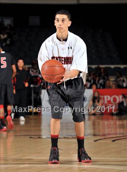 Thumbnail 3 in Centennial vs. Long Beach Poly (CIF SS D1AA Final) photogallery.