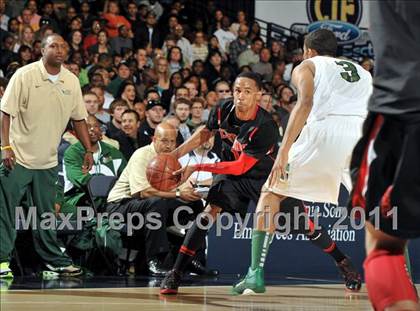 Thumbnail 2 in Centennial vs. Long Beach Poly (CIF SS D1AA Final) photogallery.