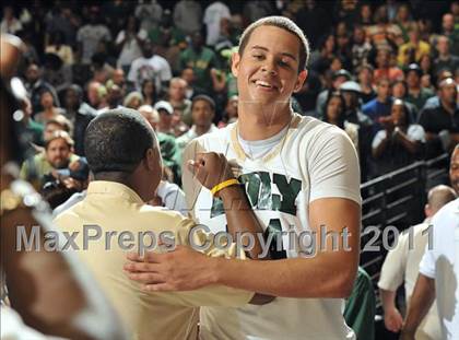 Thumbnail 2 in Centennial vs. Long Beach Poly (CIF SS D1AA Final) photogallery.