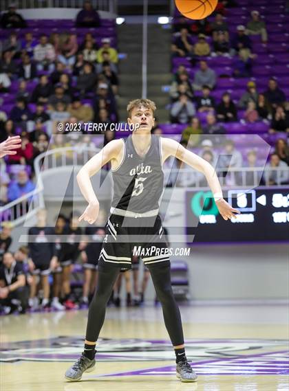 Thumbnail 3 in Alta vs. Olympus (UHSAA 5A Semifinal) photogallery.