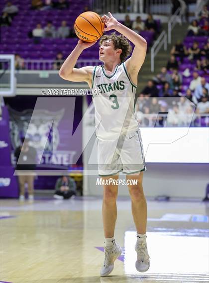Thumbnail 2 in Alta vs. Olympus (UHSAA 5A Semifinal) photogallery.