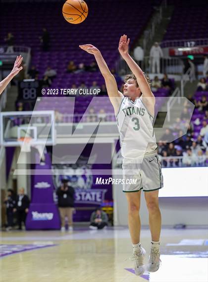 Thumbnail 2 in Alta vs. Olympus (UHSAA 5A Semifinal) photogallery.