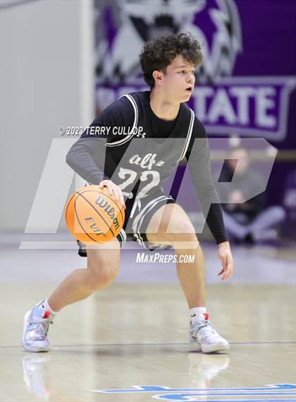 Thumbnail 2 in Alta vs. Olympus (UHSAA 5A Semifinal) photogallery.